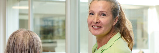 Menschen im Zentrum